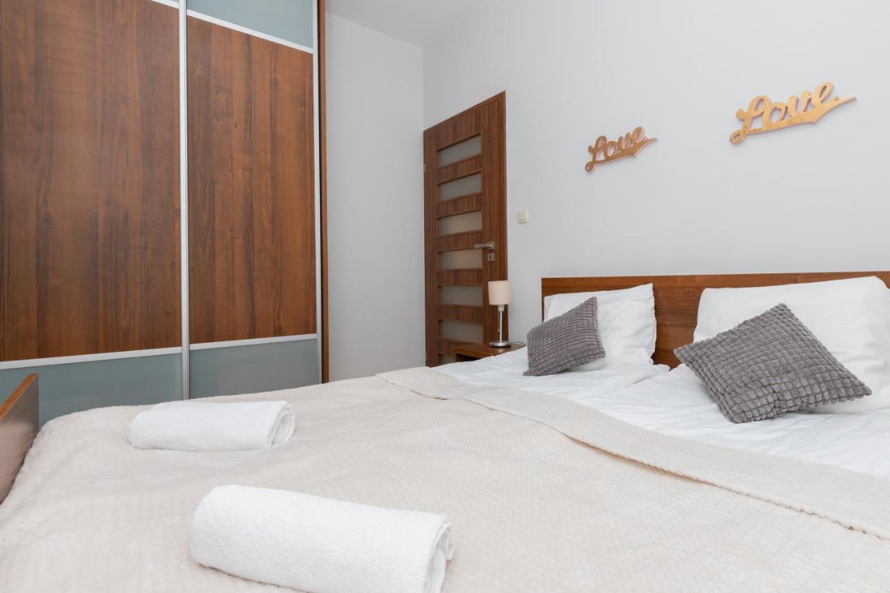 Villa 4 Pory Roku By Noclegi Renters Jastrzębia Góra 外观 照片