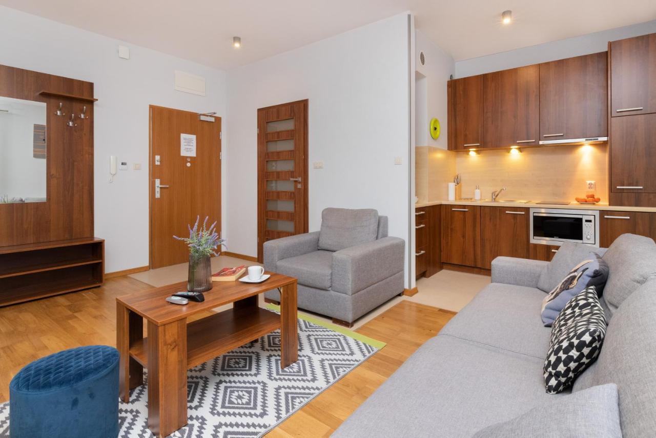 Villa 4 Pory Roku By Noclegi Renters Jastrzębia Góra 外观 照片