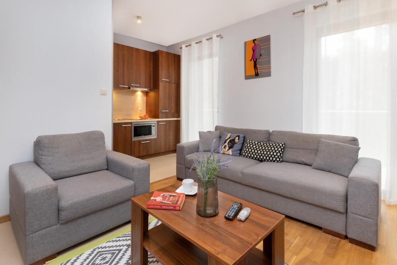 Villa 4 Pory Roku By Noclegi Renters Jastrzębia Góra 外观 照片