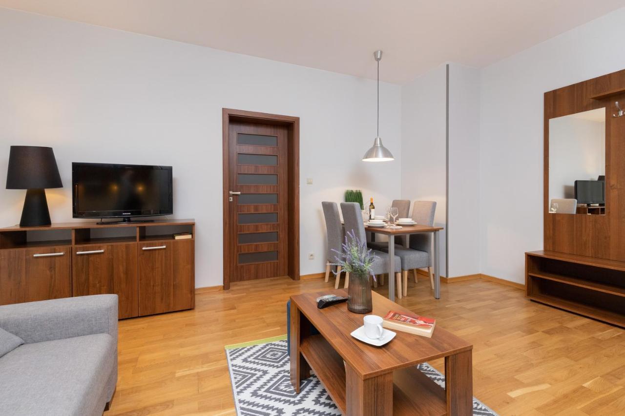 Villa 4 Pory Roku By Noclegi Renters Jastrzębia Góra 外观 照片
